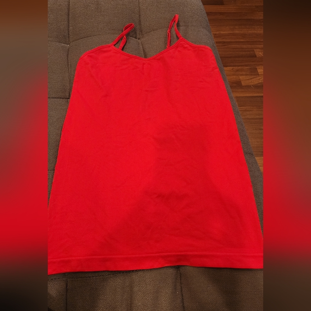 Womens tank top lot - 4